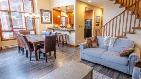 Woodhaven #32 By Bear Country Sun Peaks